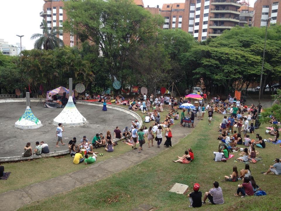 balada de um banco de jardim os azeitonas:10 praças para conhecer em São Paulo – Guia da Semana balada de um banco de jardim os azeitonas:10 praças para conhecer em São Paulo – Guia da Semana