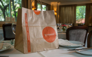 iFood lança aplicativo com foco em restaurantes mais caros