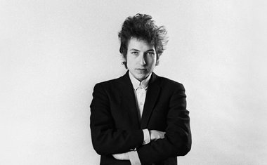 Após Nobel de Literatura, vendas de livros do Bob Dylan disparam
