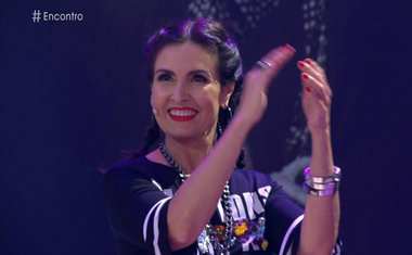 Ao lado de Ludmilla, Fátima Bernardes arrasa dançando funk no "Encontro"