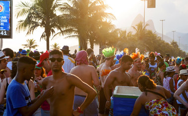 O Carnaval não acabou: Não perca os últimos dias de desfile dos blocos de rua no RJ