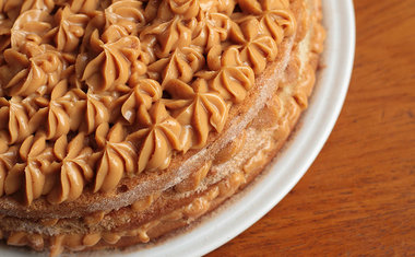 Aprenda a fazer uma torta de churros fácil de deliciosa