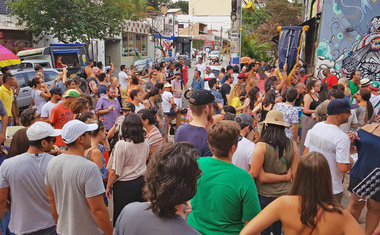 Vila Madalena ganha "camarotes" para quem não quer passar perrengue no Carnaval de rua 2017