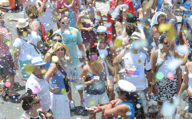Festival de cerveja, festas carnavalescas e outros programas que vão alegrar sua segunda-feira em Curitiba