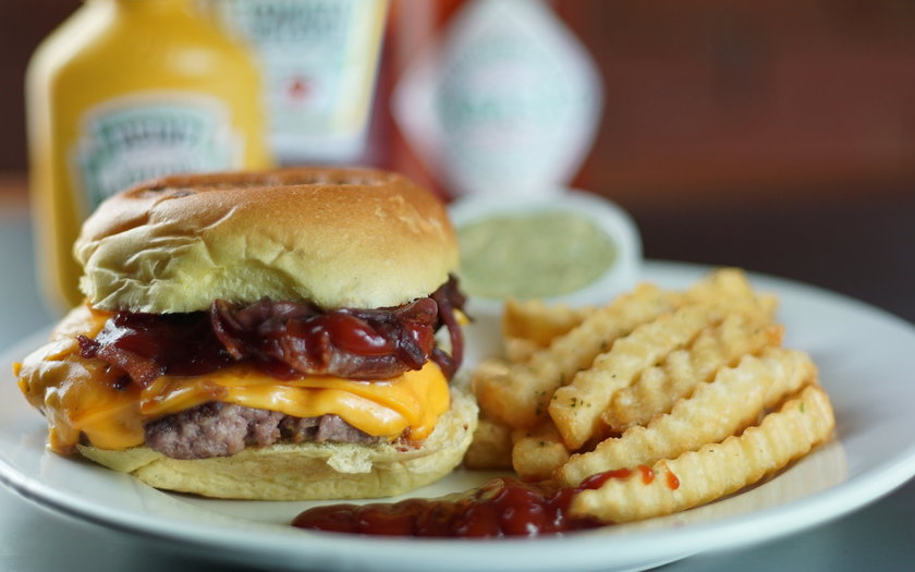 Burgy - Insane Burger - DivulgaçãoAnunciattho Comunicação.jpg