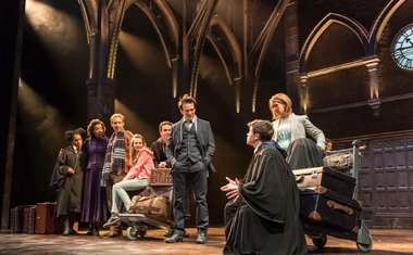 "Harry Potter e a Criança Amaldiçoada" é a peça mais premiada da história do Olivier Awards