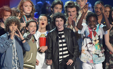 "Stranger Things" e "A Bela e a Fera" brilham no MTV Movie & TV Awards 2017 - veja os vencedores!