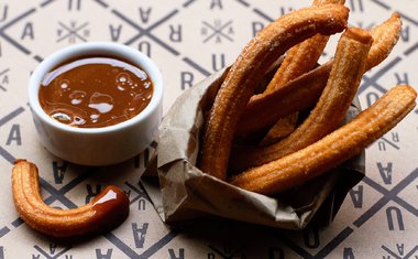 17 restaurantes com sobremesas imperdíveis para quem ama doce de leite