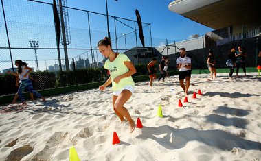 Praia dos Paulistanos: Jockey inaugura espaço dedicado à prática de esportes de areia