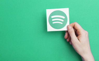 Playlist nostálgica do Spotify promete reunir hits da adolescência; saiba como gerar a sua!