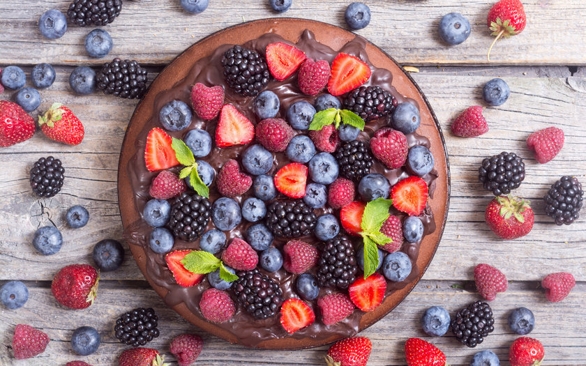 Torta Mousse de Panettone com Frutas Vermelhas