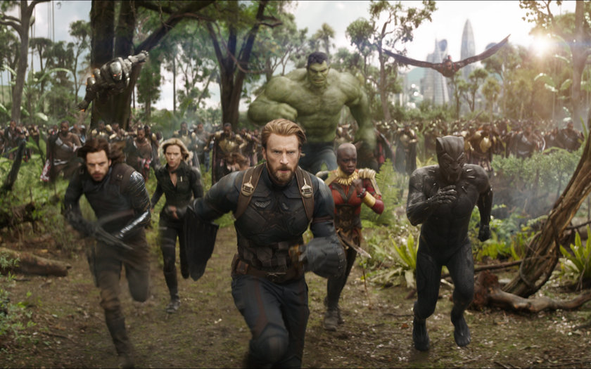 Vingadores - Guerra Infinita - 26 de abril