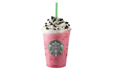 Frappuccino inspirado em flamingo é novidade da Starbucks para o Carnaval; confira!