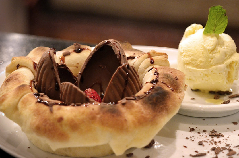 Restaurante em São Paulo cria pizza doce feita com ovos de Páscoa