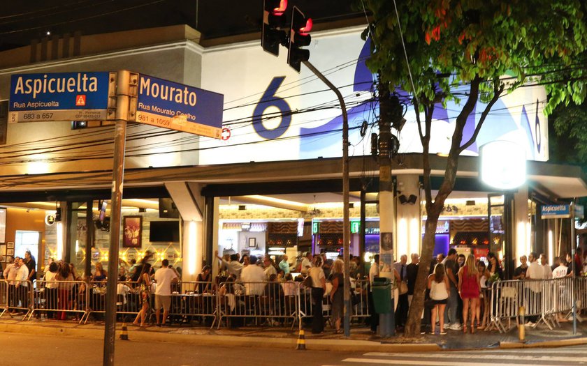 10 bares animados para curtir o final de semana em São Paulo 10 bares animados para curtir o final de semana em São Paulo