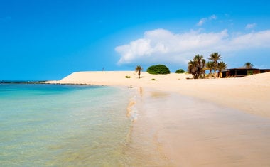 Conheça Cabo Verde, arquipélago paradisíaco no Oceano Atlântico