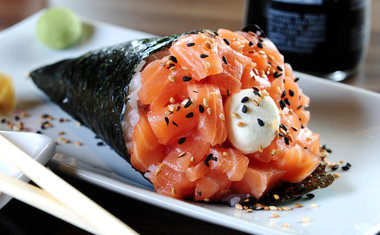 Receita: aprenda a fazer temaki em casa