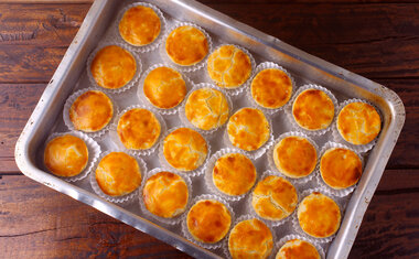 Empadinha de palmito caseira é opção saborosa para o lanche da tarde; veja a receita!