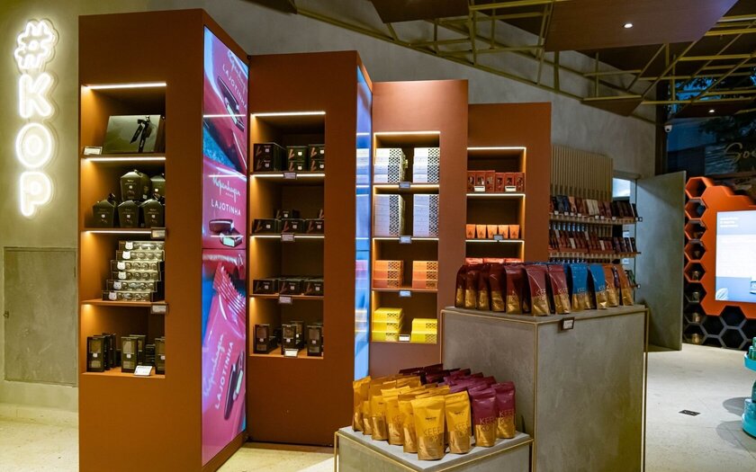 Kopenhagen com autoatendimento, customização e Kop Koffee, marca