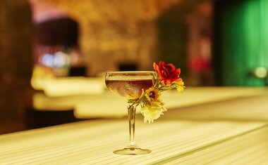 Bar dos Arcos lança nova carta de drinks em celebração ao centenário da Semana da Arte Moderna de 22; saiba mais!