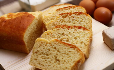 Pão amanteigado é perfeito para o café da manhã ou lanche da tarde; veja o passo a passo!