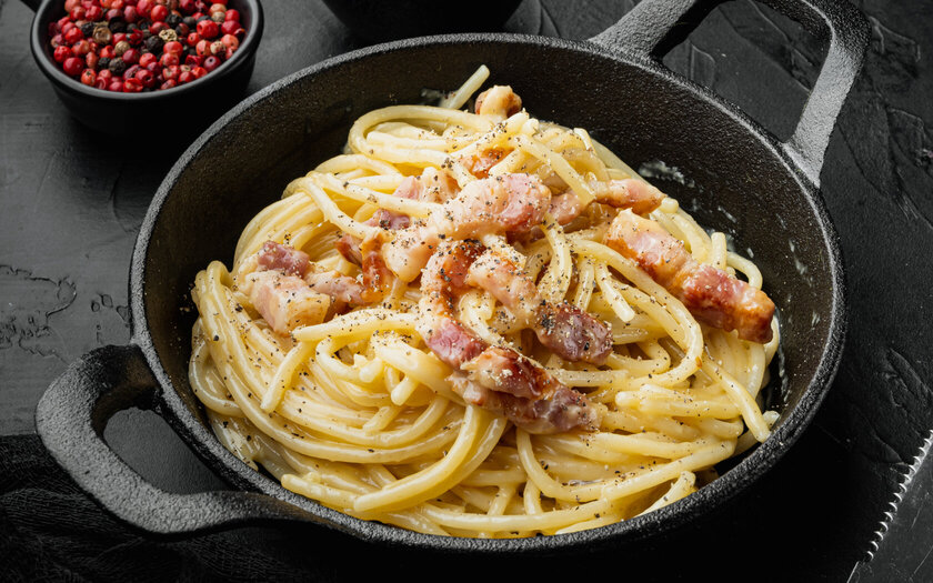 Macarrão a Carbonara: aprenda a receita original italiana