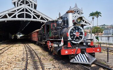 Trem noturno temático da Maria Fumaça é opção de passeio no feriado de Tiradentes; saiba tudo!