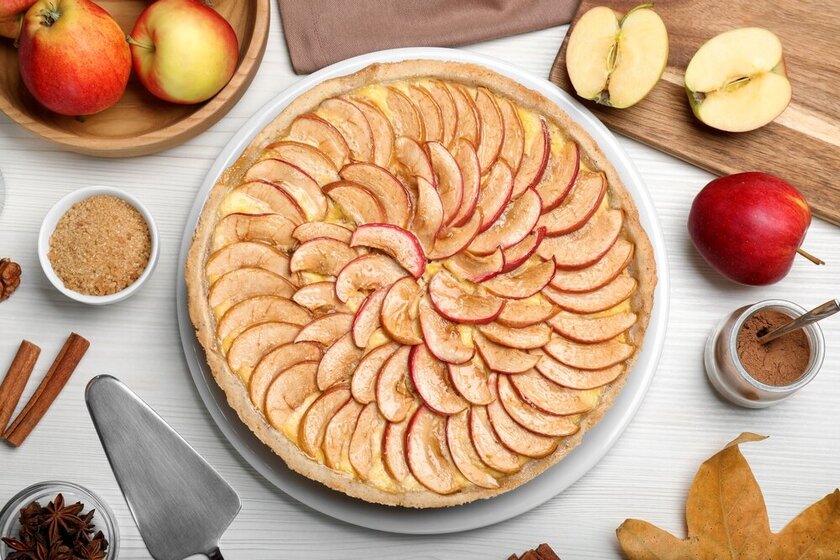 Receita: torta cremosa de maçã com canela deliciosa e simples de fazer!