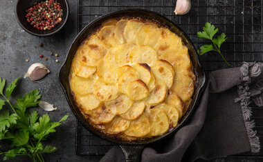 Receita: batata gratinada no forno cremosa e simples de fazer!