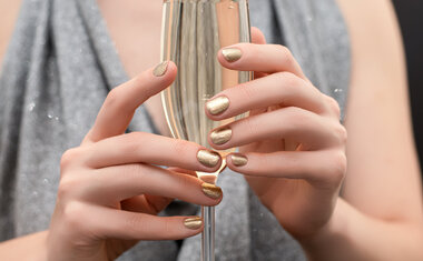 Unhas para o Réveillon: 10 cores de esmalte para arrasar no Ano Novo!