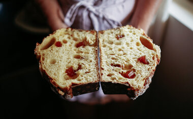 Colomba de Abacaxi com Coco e Cumaru, da Oli Pane i Salumeria