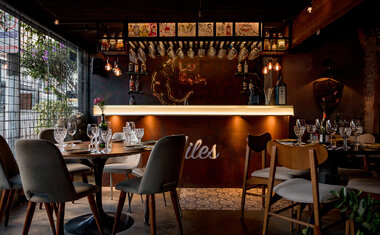 Imagem de destaque para Miles Wine & Jazz Bar aposta em rodízio de vinhos com rótulos de diferentes países