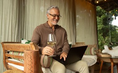 Imagem de destaque para Black Friday Wine 2025 tem todos os rótulos do portfólio com até 85% de desconto