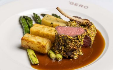 Imagem de destaque para Grupo Fasano apresenta menus especiais para o Natal 2025 em São Paulo