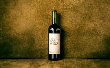 Imagem de destaque para Rosewood São Paulo lança vinho tinto exclusivo Muvuca, criado em parceria com a Casa Tés