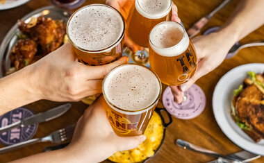 Carnaval 2026 em São Paulo: bares e restaurantes com ações especiais para comer e brindar