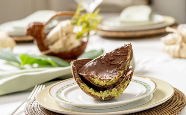 Imagem de destaque para Arabia apresenta ovo de Páscoa inspirado no chocolate Dubai