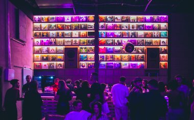 Imagem de destaque para Hifi Community inaugura na Vila Leopoldina com rooftop, club e restaurante pan asiático