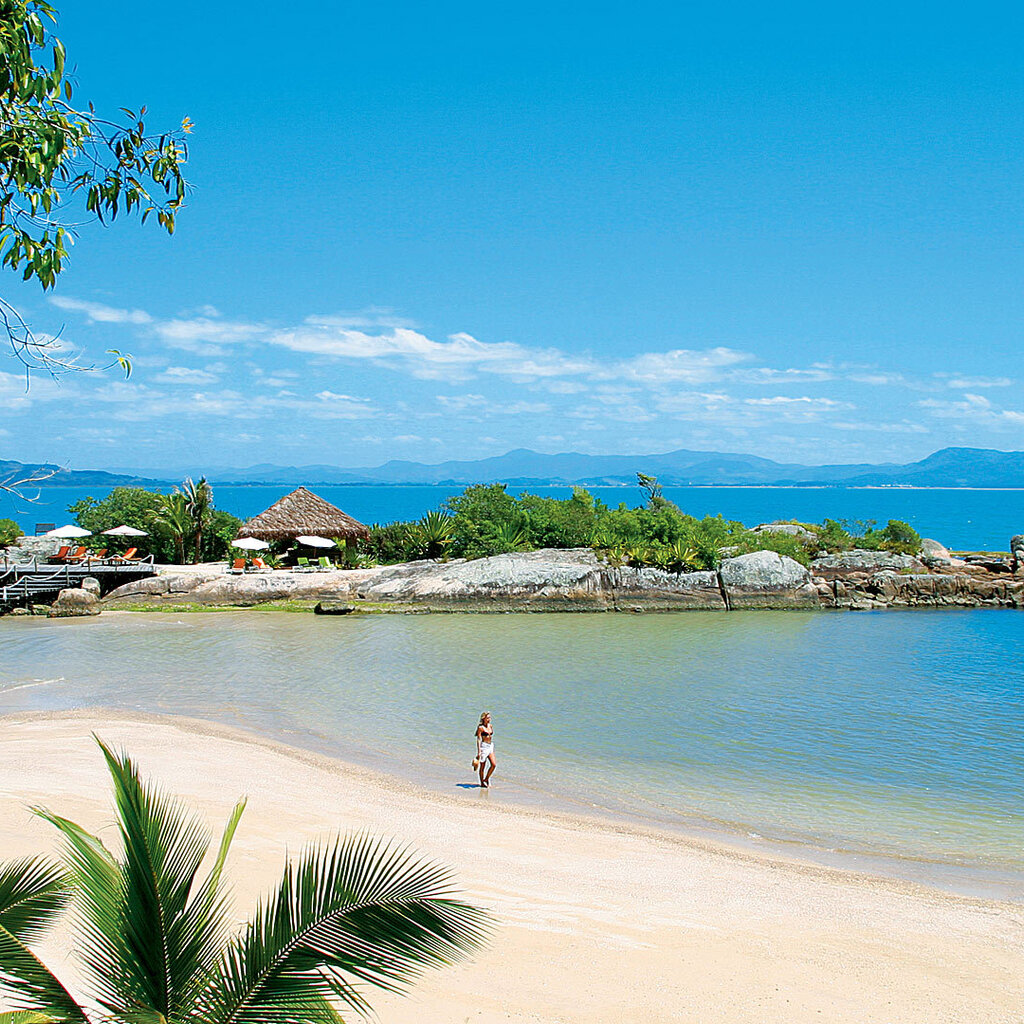 15 praias no Brasil com água tão azul que mais parecem o Caribe 15 praias no Brasil com água tão azul que mais parecem o Caribe