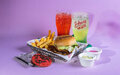 Imagem de destaque para Johnny Rockets celebra Halloween com ação inspirada em "Wicked" e distribui ingressos na Avenida Paulista