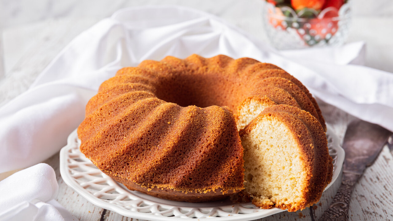 Como fazer bolo de cenoura na AirFryer - Estadão