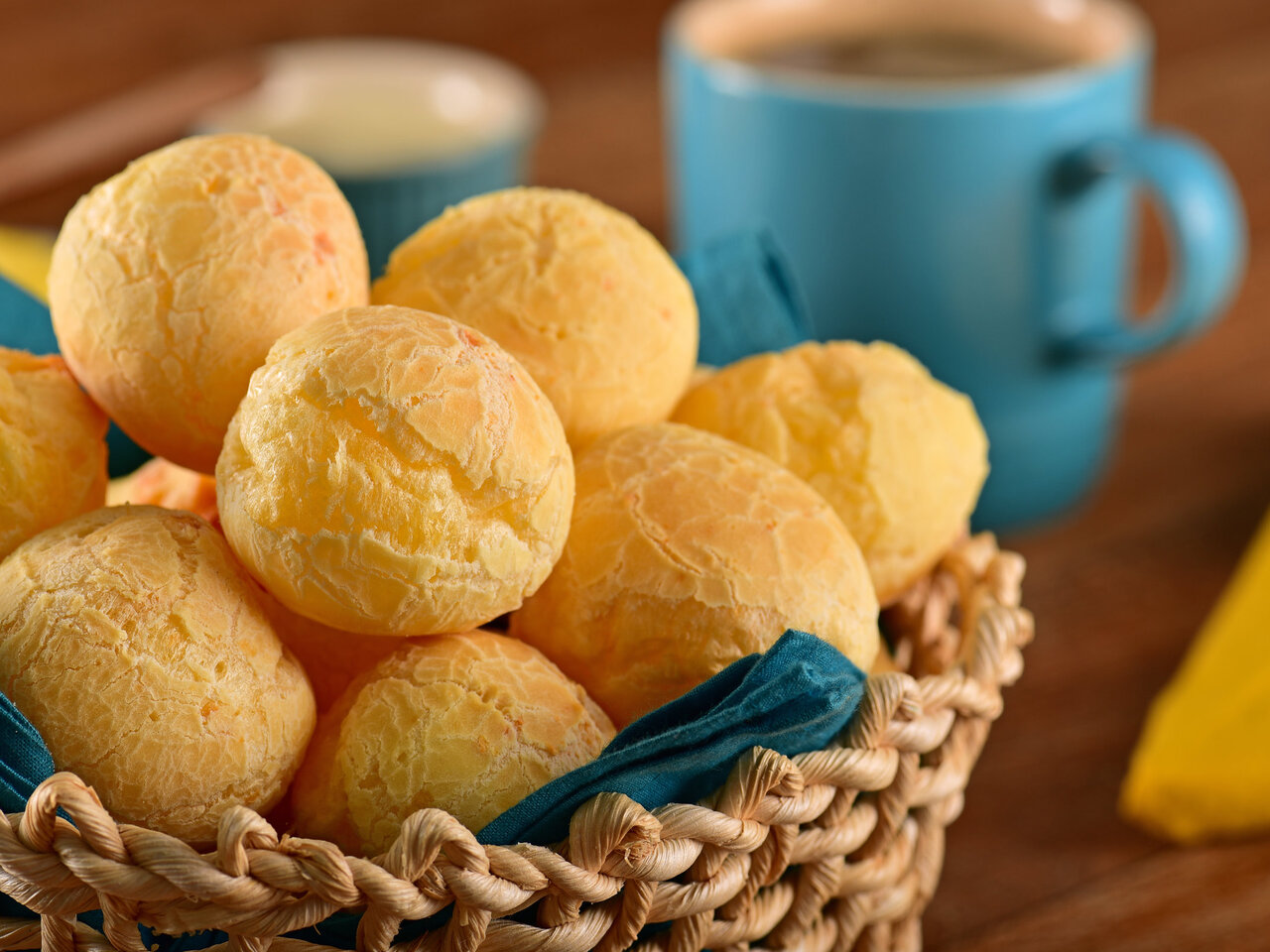 4 bolos de banana fáceis para fazer no lanche da tarde