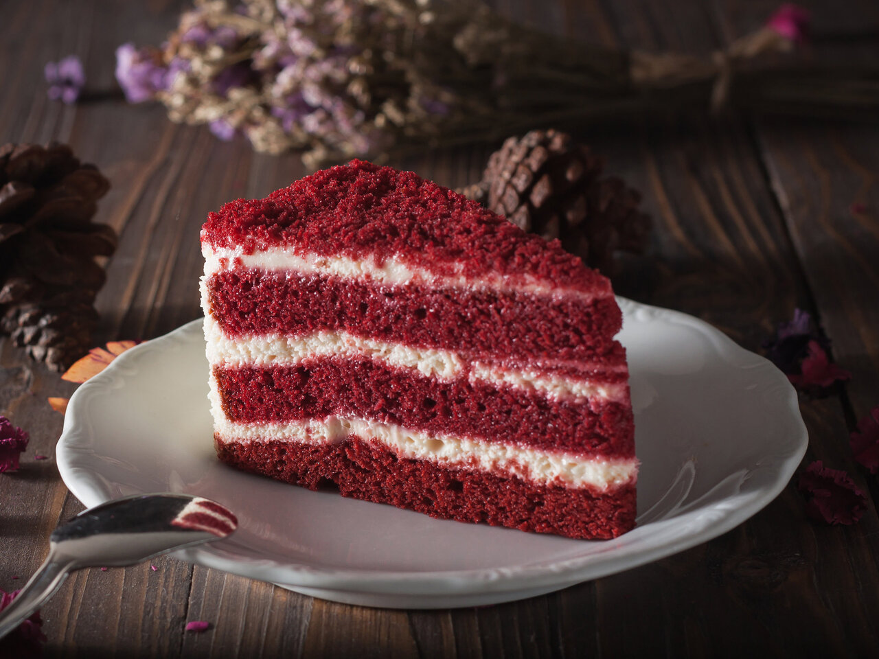 Jogo Fazendo bolo de veludo vermelho online. Jogar gratis