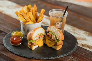 Gastronomia: Conheça a Cabana Burger, nova hamburgueria 'boa e barata' de São Paulo
