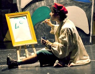 Teatro: O menino que mordeu Picasso