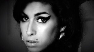 Música: Fundação Amy Winehouse abre competição de covers para arrecadar fundos