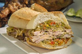 Restaurantes: Rotisseria realiza degustação de sanduíches em homenagem à SP