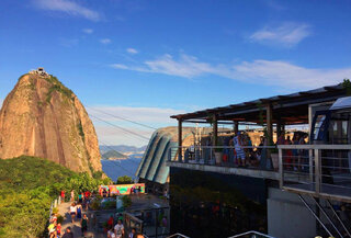 Viagens: "Sunset no Morro": Bondinho do Pão de Açúcar vira lounge nas tardes de domingo deste verão