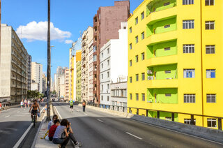 Na Cidade: 10 espaços urbanos que foram transformados em áreas de lazer em SP