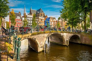 Viagens Internacionais: Dois em um: conheça Amsterdã e Madrid na mesma viagem com passagens promocionais a partir de R$ 2966 